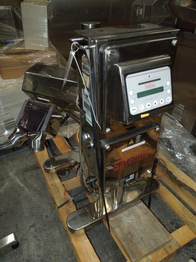 Used Safeline PH2 metal detector
