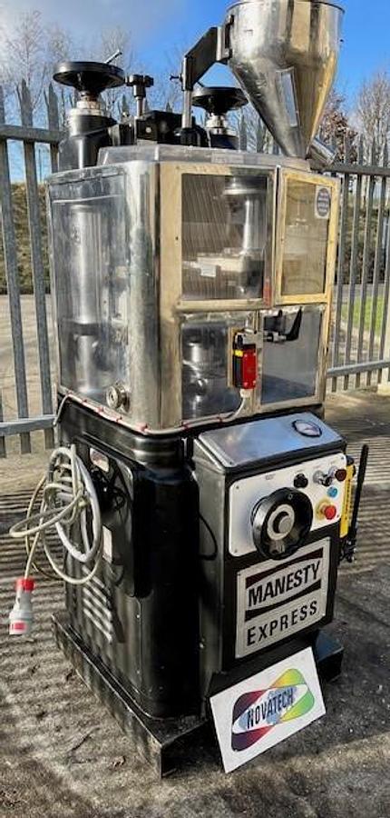Used Manesty Express D tablet press