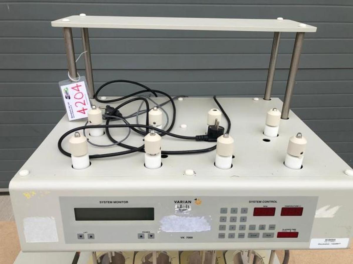 Used Vankel Varian VK7000 dissolution machine