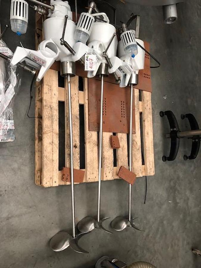 Used Lightnin Clamp on Liquid Product Mixer