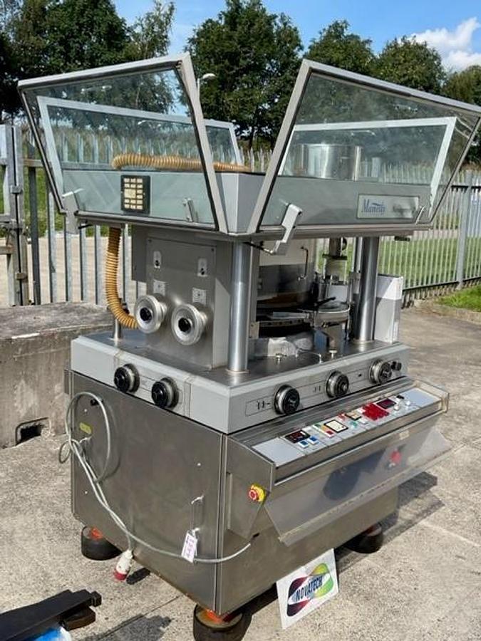 Used Manesty Novapress 2 37 station D tablet press