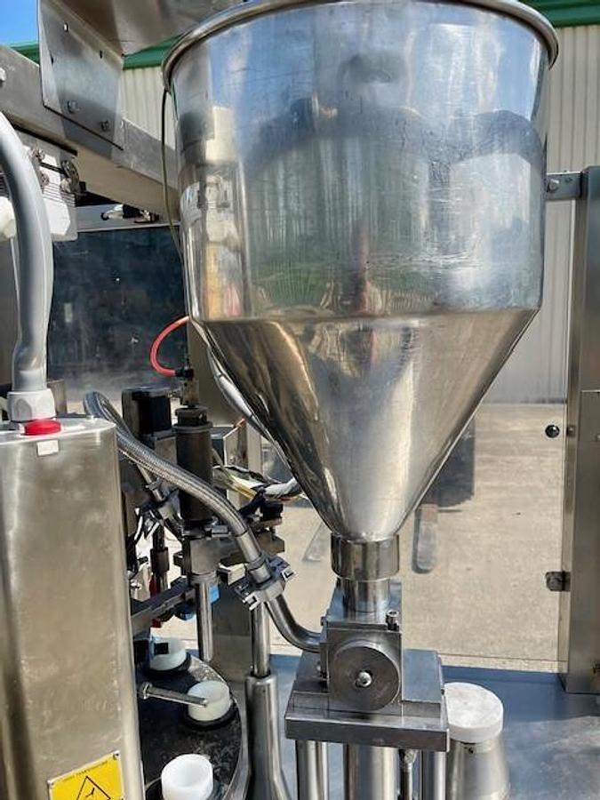 Used IMA COMADIS C1090 TUBE FILLER