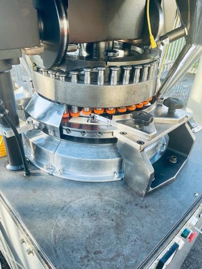 Used Manesty BB4 35 station tablet press