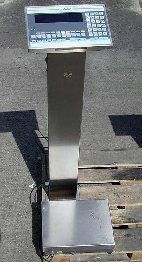 Used Sartorius electronic platform scale