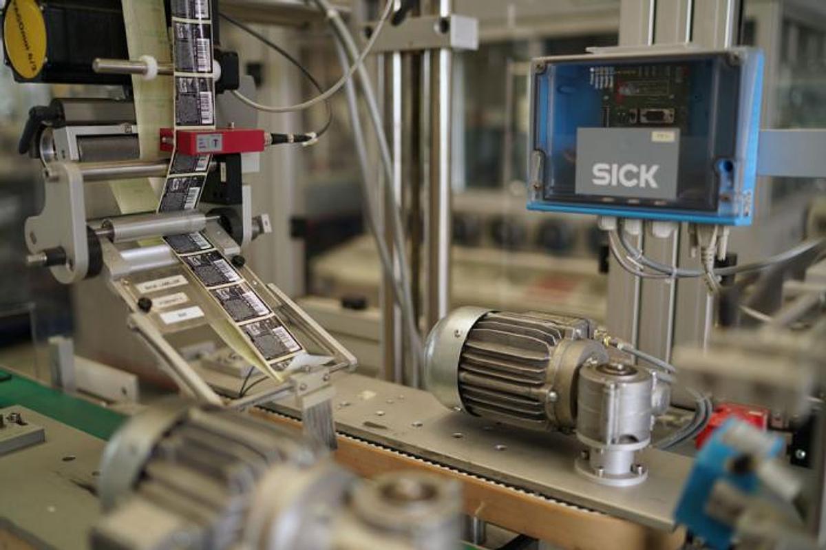 Used Pago System top labelling machine