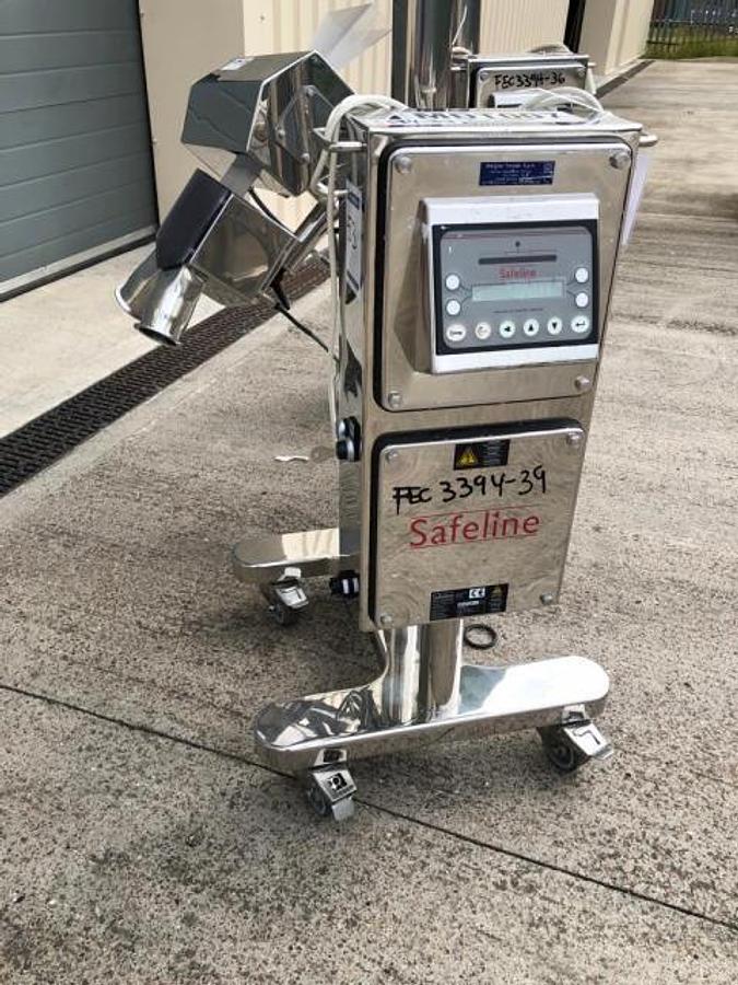 Used Safeline PH2 metal detector