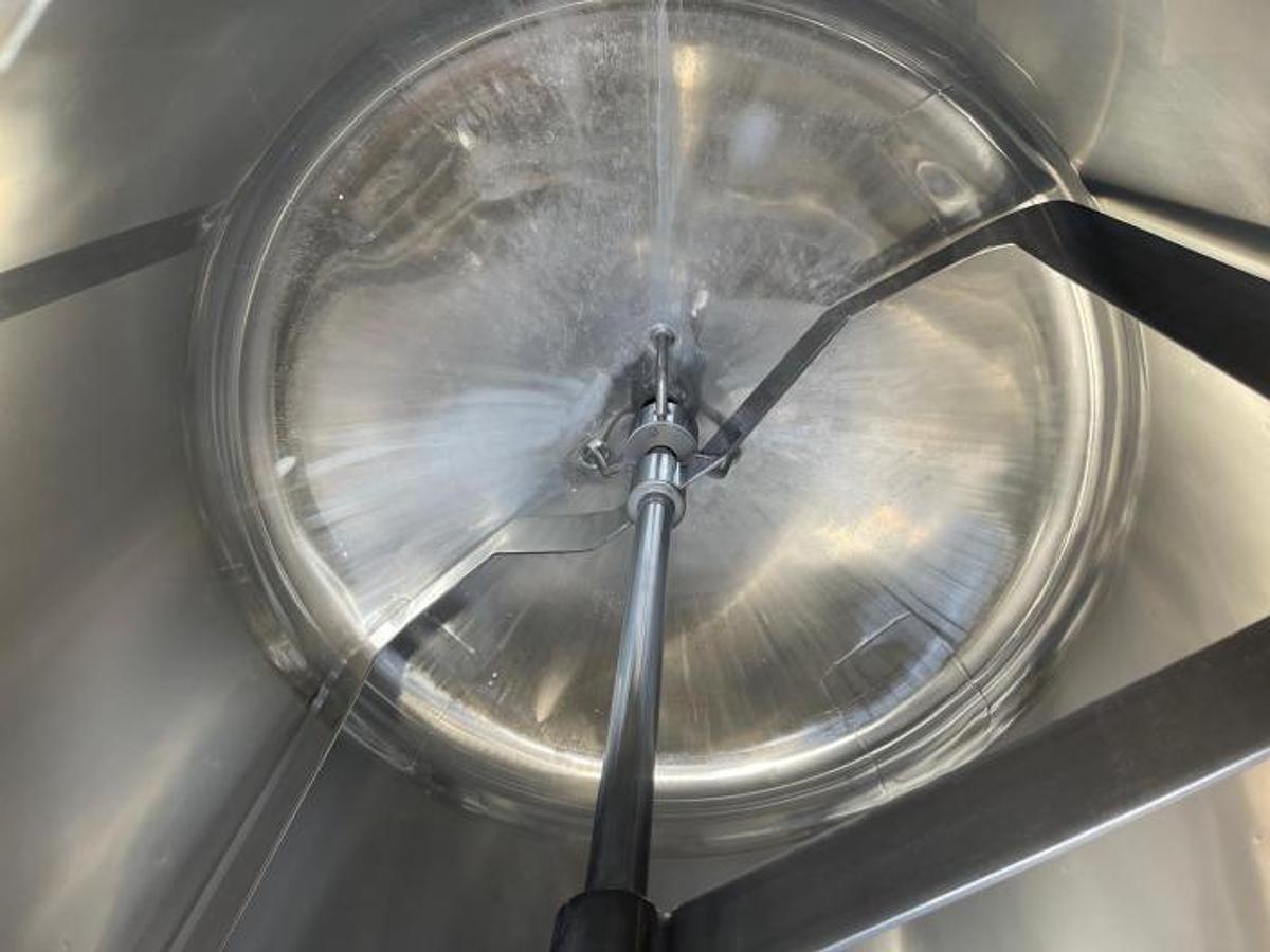 Used Sapphire Fabrications 1000L mixing vessel