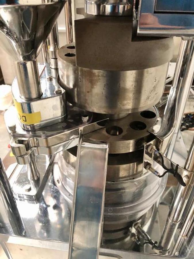 Used Riva Piccola rotary tablet press