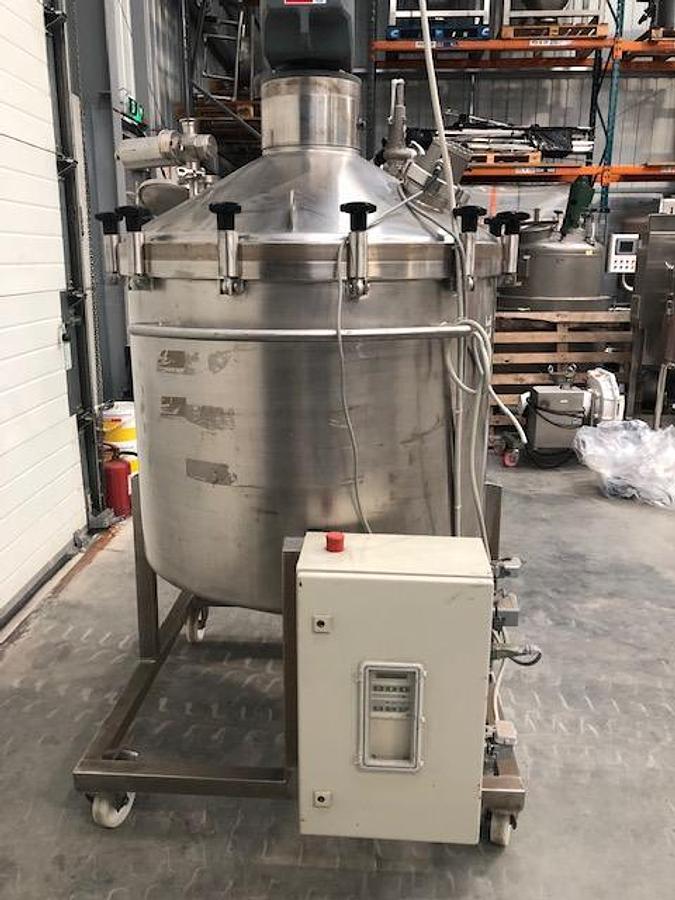 Used Stainless Steel 300L mixing vessel