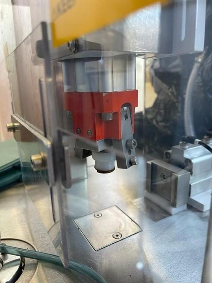 Used Ref 4422 Capcoder CC1100 bench top cap tightening machine