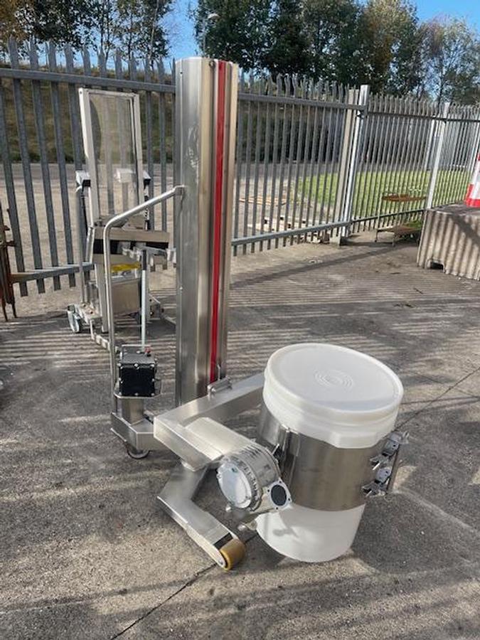 Used Mechandling Drum Lifter