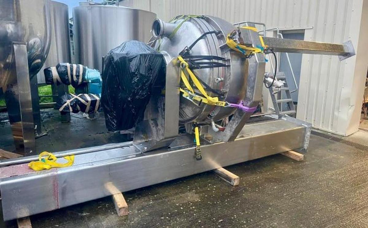 Used Ref 4521 Websters 1000L contra blend process vessel