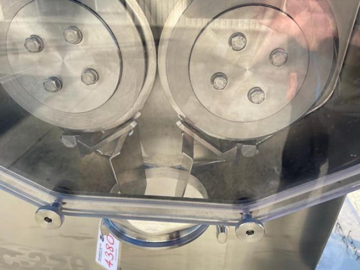 Used Vector Freund TFC220 roller compactor