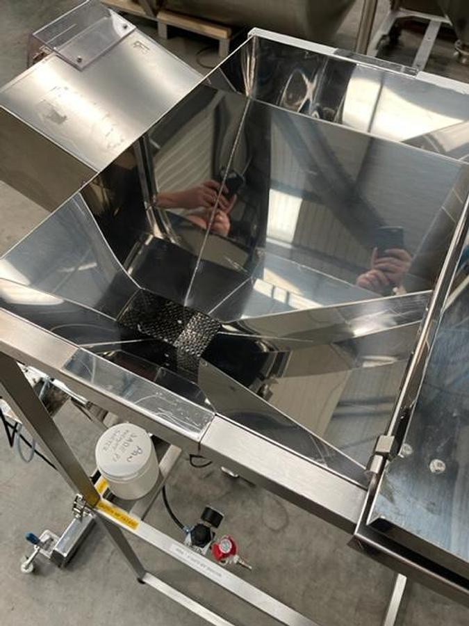 Used CI Electronics Sade P2 tablet and capsule weight sorter