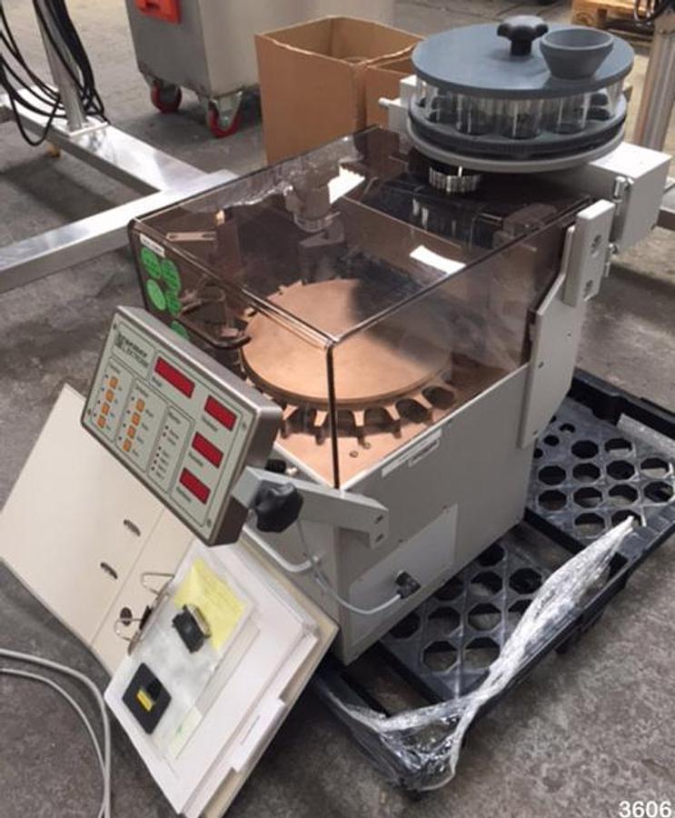 Used Kramer UTS 12FS automatic tablet tester