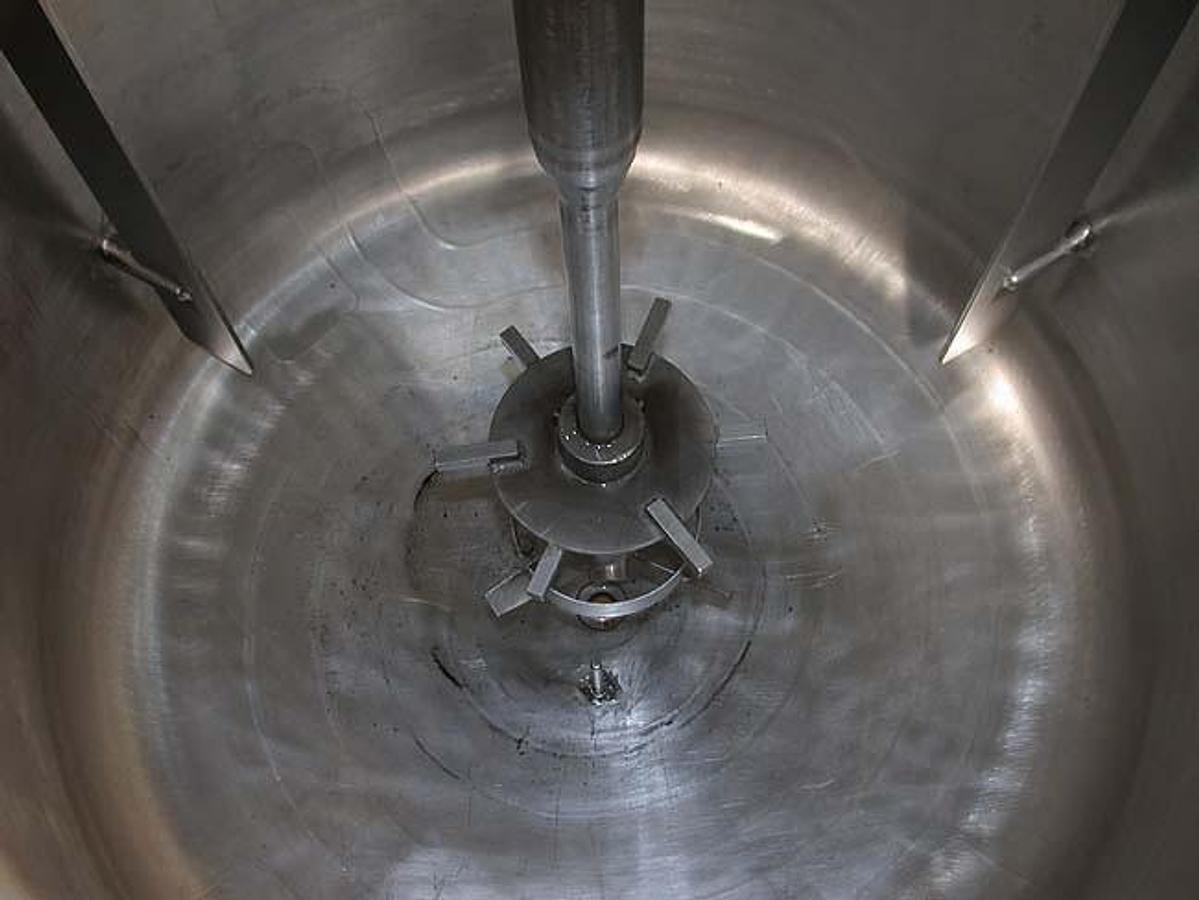 Used 325 litre jacketed vacuum mixer