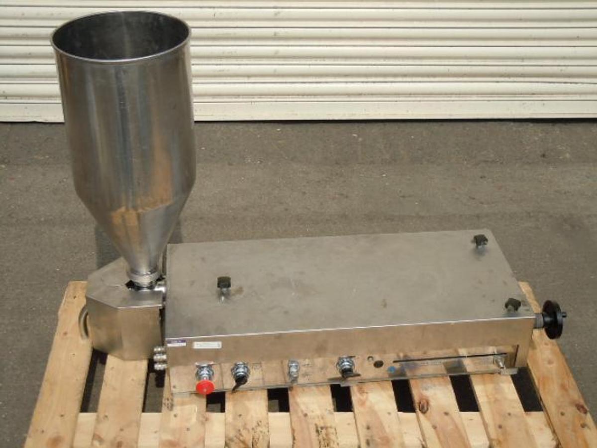 Used Stock  Ref 3258 - Adelphi Centrair single head filler