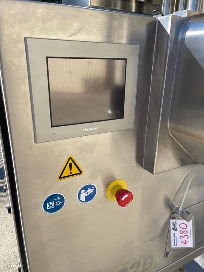 Used Vector Freund TFC220 roller compactor