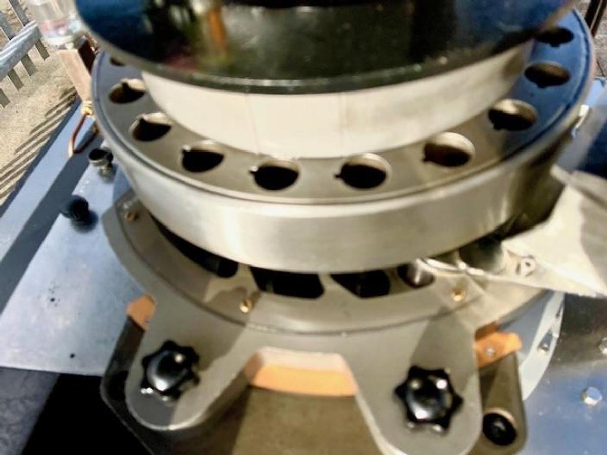 Used Manesty D4 tablet press