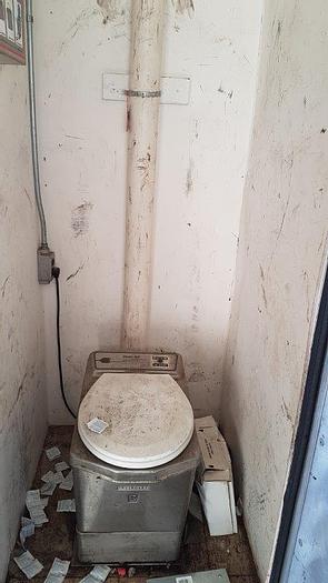Used 1999 Dog House Office Trailer