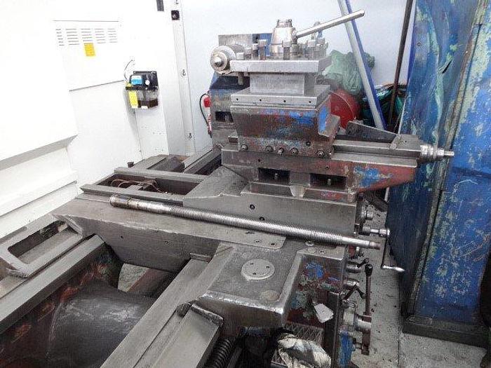 D'occasion TOUR TOS SU 125 x 3000 / Lathe TOS SU 125 x 3000