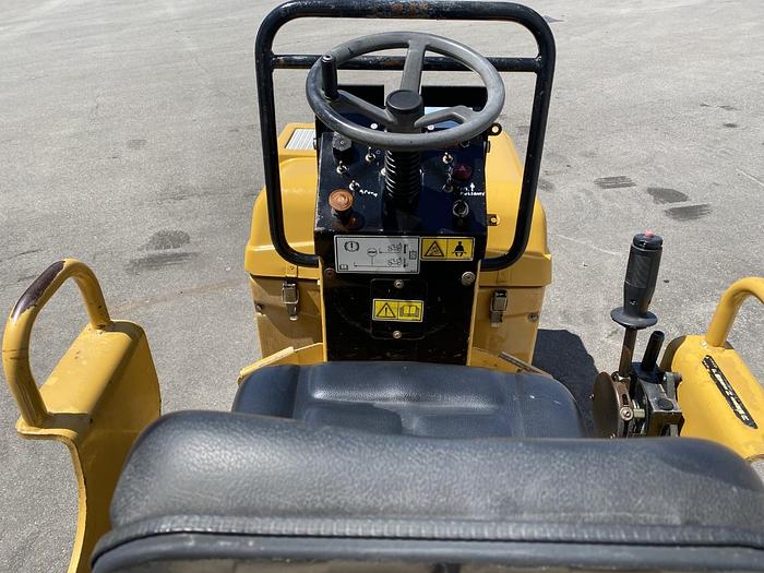 Usato 2007 CATERPILLAR CB 113