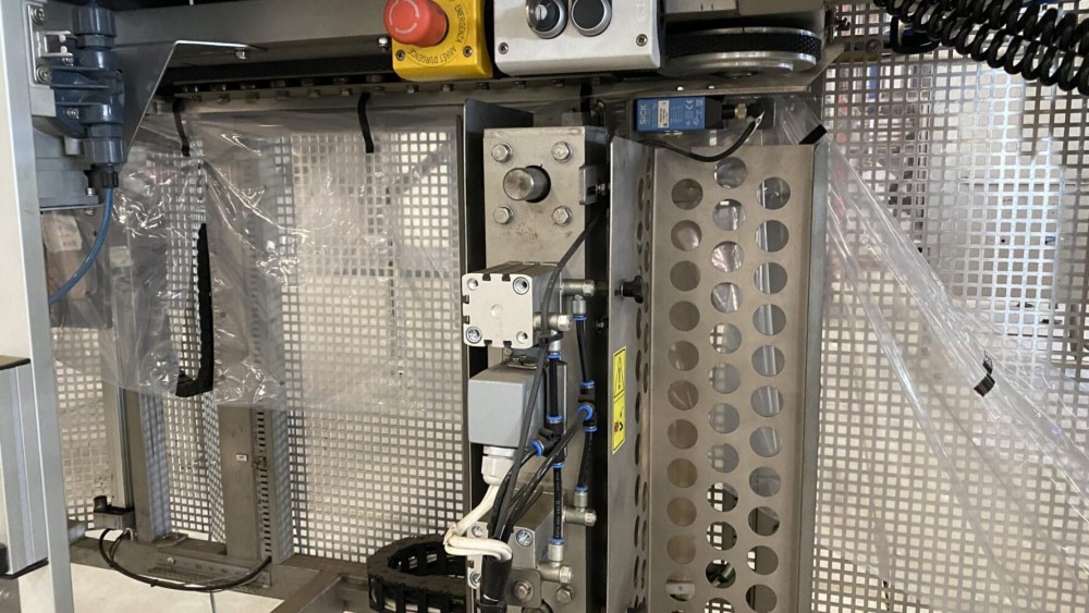 Used Newtec Htech weighing and bagging line