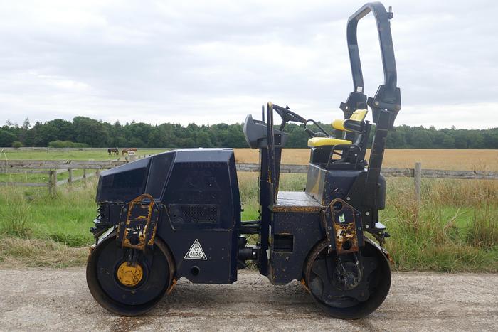 Used 2011 CAT CB24