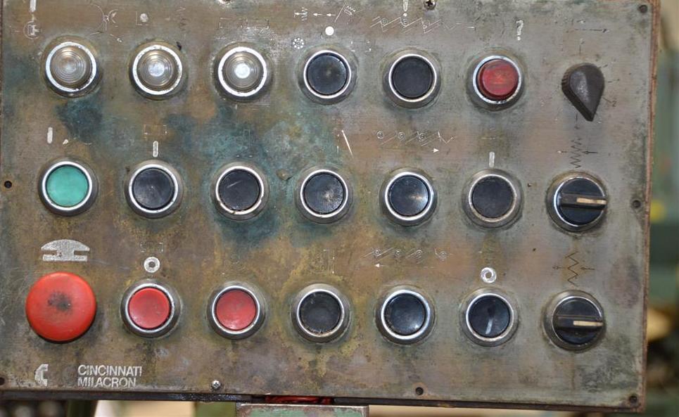 Usado CINCINNATI 3-300 TWIN GRIP #4288