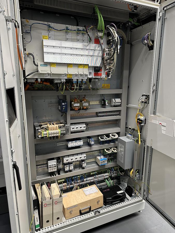 Gebruikt HERMLE C40 V (42.000 rpm spindel)