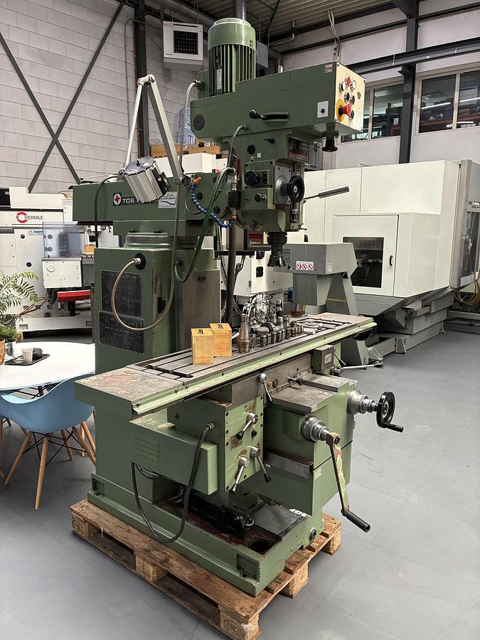 Gebruikt Tos FNK-25A