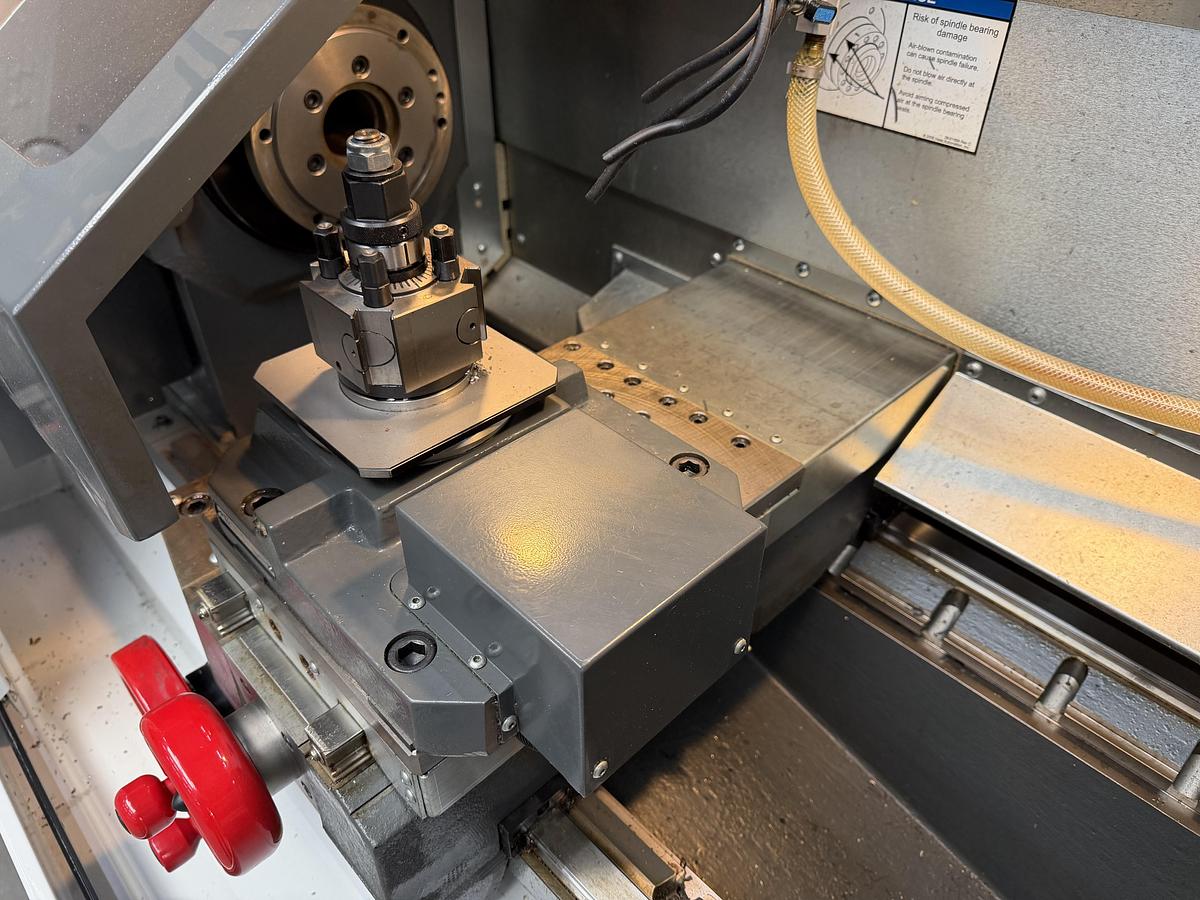 Gebruikt HAAS TL-1