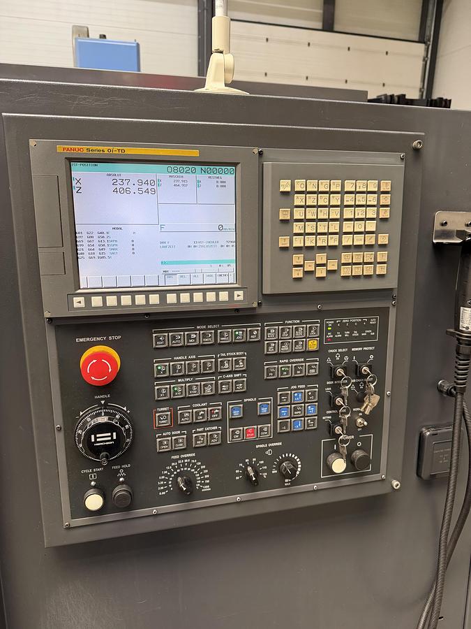 Gebruikt HWACHEON HI-TECH 200BL