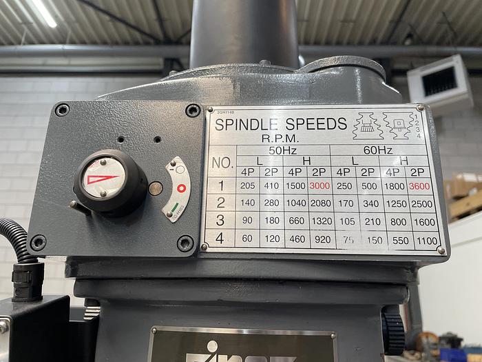 Gebruikt 2006 First LC 205 VSD