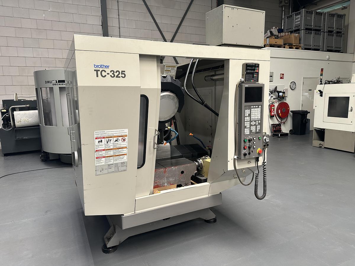 Gebruikt Brother TC-325 (boor-tap centrum)