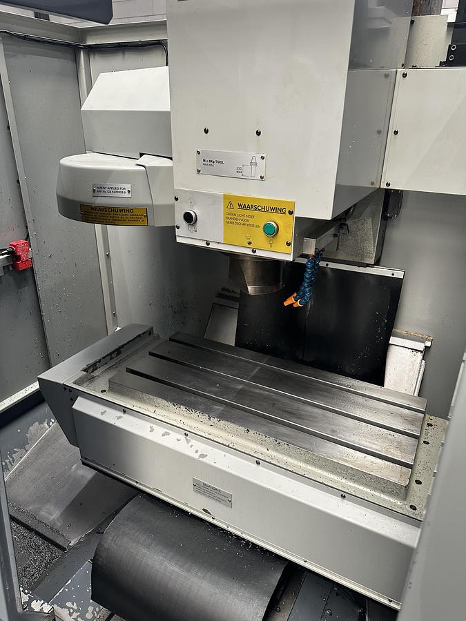 Gebruikt Bridgeport VMC 500/16