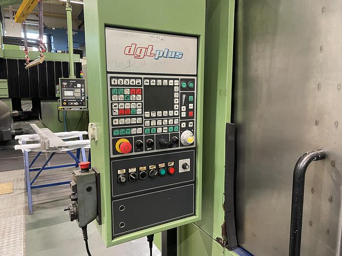 Gebruikt 2005 Favretto  MC-130