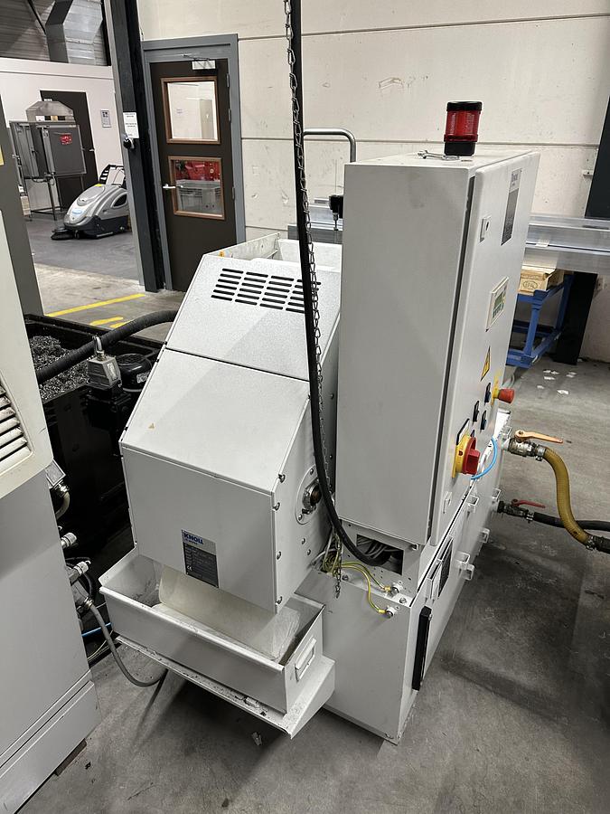 Gebruikt Mori Seiki NMV5000 DCG (2)