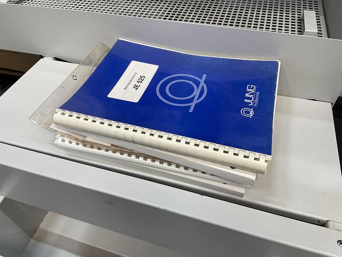 Gebruikt Jung JE-525