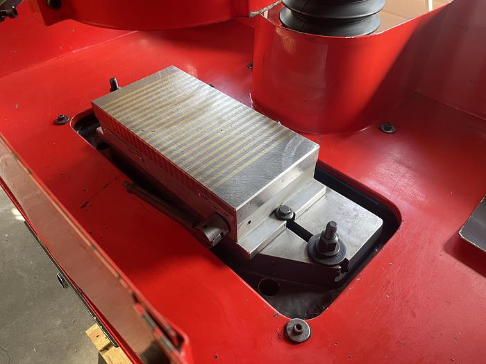 Gebruikt O.M.N. komslijper