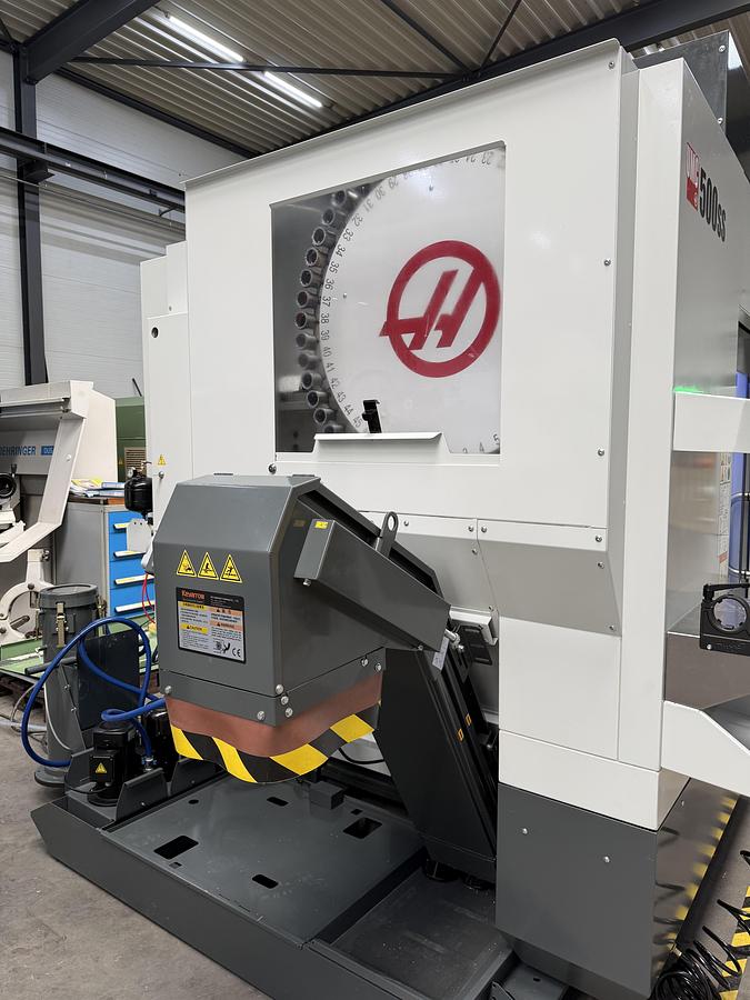 Gebruikt HAAS UMC-500SS