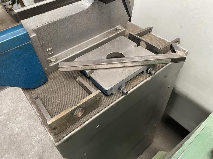 Gebruikt Walker ponsmachine GP2