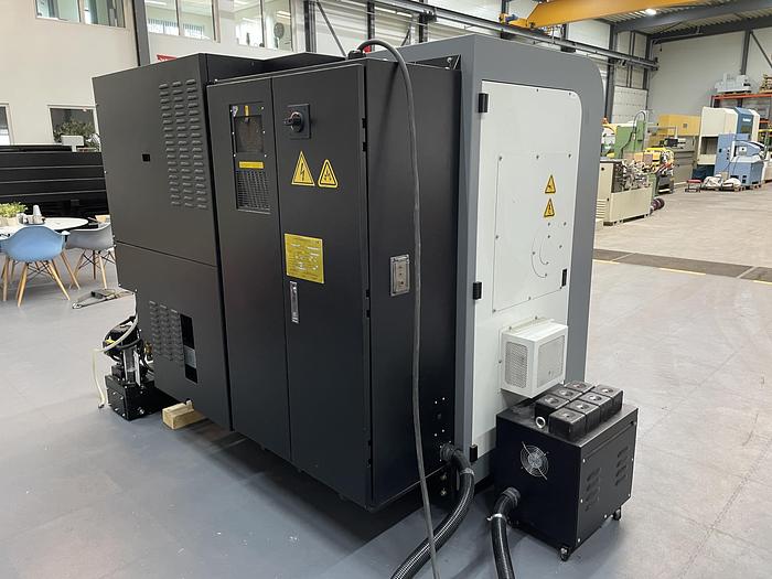 Gebruikt Hurco TM6i (nieuwstaat)