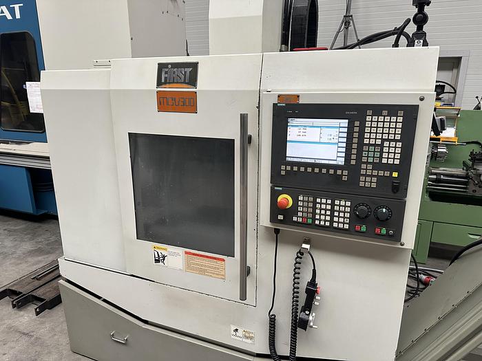 Gebruikt First MCV 300