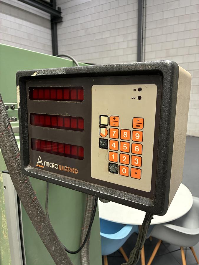 Gebruikt Tos FNK-25A