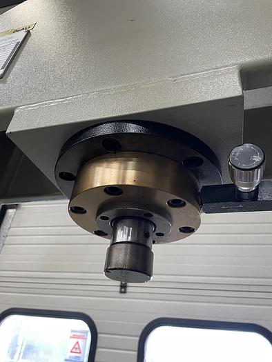 Gebruikt 2003 Werkplaatspers Brootspers 15t.