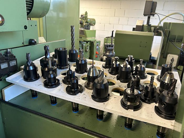 Gebruikt Maho MH-600