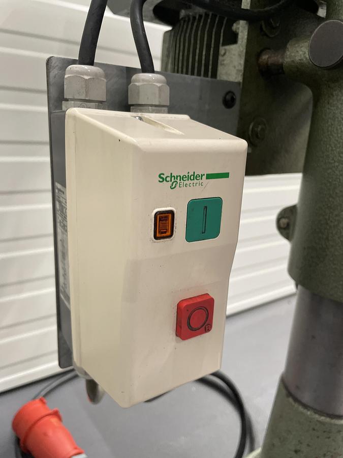 Gebruikt Cincinnati PE-15