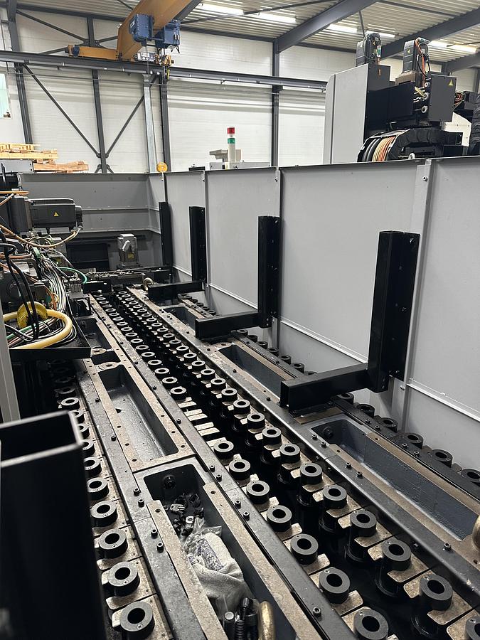 Gebruikt Mori Seiki NMV5000 DCG