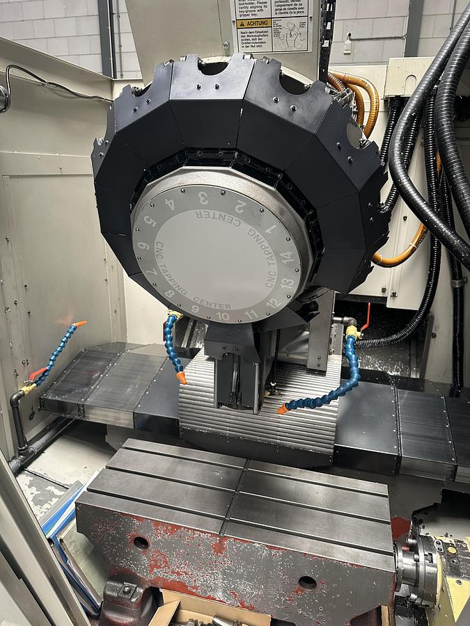 Gebruikt Brother TC-325 (boor-tap centrum)